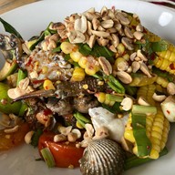 ร้านศรีมอยยย ลักสอยบะก๋วยเตดด