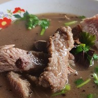 เมนูของร้าน ฮะเฮียงข้าวหมูสตู (ซอยเสรีไทย 7, บางกะปิ, กรุงเทพ)
