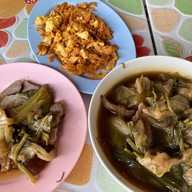 ข้าวต้มพี่เดือน ถ.ทุ่งโฮเต็ล