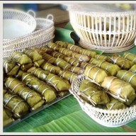 ร้านอิ่มอุ่น กะเพราพริกแห้ง อาหารตามสั่ง สาขาอุดมสุข