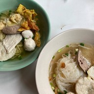 เอี่ยมก๊ก