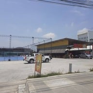 หน้าร้าน แพรวเตาถ่าน