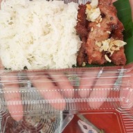 หมูทอดช่างหล่อ อำนาจเจริญ