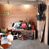 บรรยากาศ 🌹Labkoff Cafe and Hostel🌹ร้านกาแฟใจกลางเมืองกาญจนบุรีมีกาแฟหลายแบบเลเต้กาแฟส้มเอสเย็นกาแฟพันธ์ไทยอ