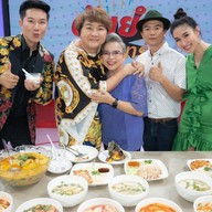 เจ๊ทู่คลองเตย ก๋วยเตี๋ยวลูกชิ้นปลา สามแยกคลองเตย