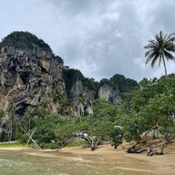 บรรยากาศ หาดต้นไทร