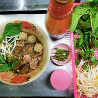 ก๋วยเตี๋ยวโกเด้ง โฮเด้ง หน้าหมู่บ้านพงษ์ศิริชัย1 (มีสาขาเดียว)