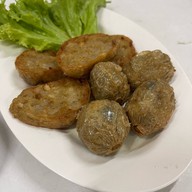 เมนูของร้าน ศิษย์โล่ห์โภชนา