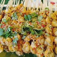 เสียบหอย-หลังลานเบียร์เครือสหพัฒน์