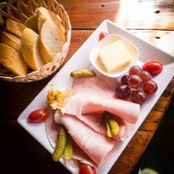 The  PADDOCK Sports Bar & Restaurant Buriram