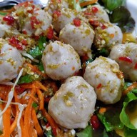 เมนูของร้าน ลูกชิ้นปั้นสด