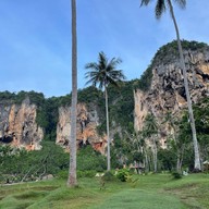 บรรยากาศ หาดต้นไทร