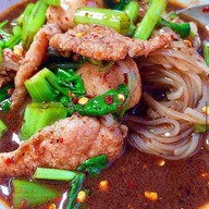 ก๋วยเตี๋ยวเรือนรกแตก@กาญจนบุรี