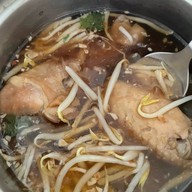 ก๋วยเตี๋ยวไก่ราชวัตร สาขา ตรงข้ามกรมสรรพสามิต (สาขา 2)  ตรงข้ามกรมสรรพสามิต