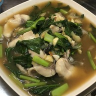 เมนูของร้าน Catผัดหมี่เบตง ปลานิลสายน้ำไหล