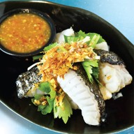 เมนูของร้าน ร้านฟ้าปลาทาน - Fá Plā Tahń เซ็นทรัล ชิดลม