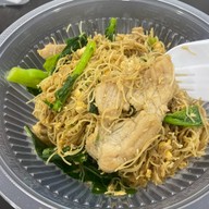 เมนูของร้าน ราดหน้ายอดผัก กกท. กกท.