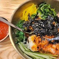เมนูของร้าน K-StrEAT Express Empire เอ็มไพร์ทาวเวอร์