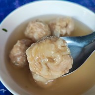 เมนูของร้าน เซี้ยเหล่ายี่ห้อ (ข้าวหมูแดงแปลงนาม)