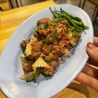 เมนูของร้าน ลาบ ก้อย ซ.นานา
