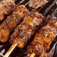 เนื้อย่าง/หมูปิ้งคลองสี่ หน้า CJ มอร์ สาขารังสิตคลอง 4