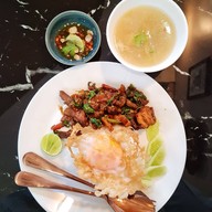 ครัวแตงไทยfood&dessert
