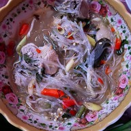 ร้านลาบแอบแซ่บเมืองอุบลฯ