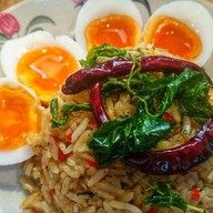 ข้าวหมูทอดเดลิเวอรี่ เจริญกรุง 107 ตรงข้ามอเมซอน