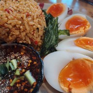 ข้าวหมูทอดเดลิเวอรี่ เจริญกรุง 107 ตรงข้ามอเมซอน