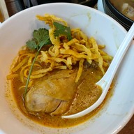 เมนูของร้าน ข้าวซอยนิมมาน