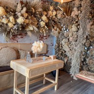 Bread Crumbs Cafe’