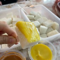 เมนูของร้าน Jip Jip สังขยา & นมสด The Commons