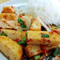 ข้าวหมูทอดเดลิเวอรี่ เจริญกรุง 107 ตรงข้ามอเมซอน