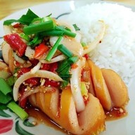 ข้าวหมูทอดเดลิเวอรี่ เจริญกรุง 107 ตรงข้ามอเมซอน