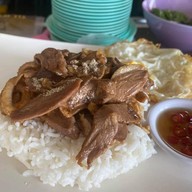 ก๋วยเตี๋ยวเป็ด จอมยุทธ บางปลา