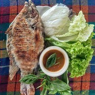 ปอพญาปลาเผา-ถนนสนามบินเก่า