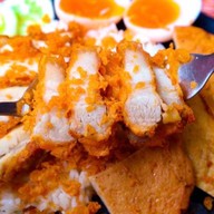 หมูทอดปังปัง & เล้งแซ่บ ตลาดไทยสมบูรณ์พระประแดง