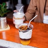 Jye slow bar coffee (ใจ สโลว์บาร์) กาแฟร้อน/เย็น กาแฟดริป