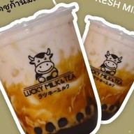 Lucky Milk and Tea Big C สัตหีบ
