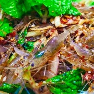 ยำกุ้งเต้น