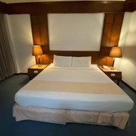 โรงแรมแอทอยุธยา