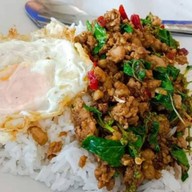 กระเพราคอนหวันแง๊ะ By เจ้นิด -