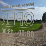 บรรยากาศ White House Cafe' Chainat