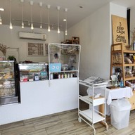 บรรยากาศ Third Space Cafe ระยอง