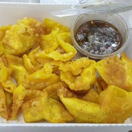 เมนูของร้าน สุขใจ ใบกะเพรา
