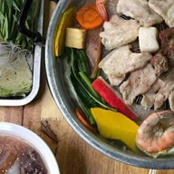 หมูกระทะกล่อง