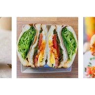 Baan Pan Fan - บ้าน ปันฝัน  - バーンパンファン บางบัวทอง