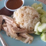 ข้าวมันไก่ใหญ่โต (ถ.ราษฎร์อุทิศ)