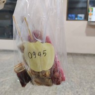 เมนูของร้าน สาวพรลูกชิ้นปิ้ง