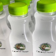 น้ำมะพร้าว ร้านบ้านมะพร้าวตลาดมหานาค -สาขาตลาดมหานาค